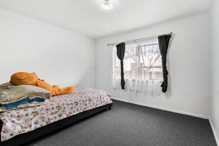 Photo of property in 1/12 Tamworth Close, Manurewa, Auckland, 2102