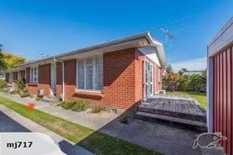Photo of property in 125 Kings Crescent, Hutt Central, Lower Hutt, 5010