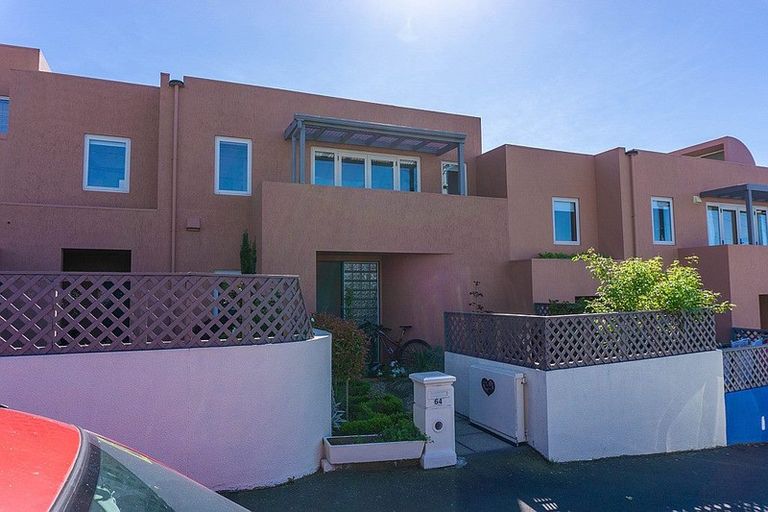 Photo of property in 64 Drivers Road, Maori Hill, Dunedin, 9010