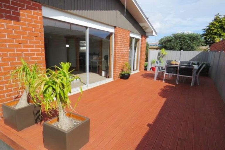 Photo of property in 66 Record Street, Fitzroy, New Plymouth, 4312