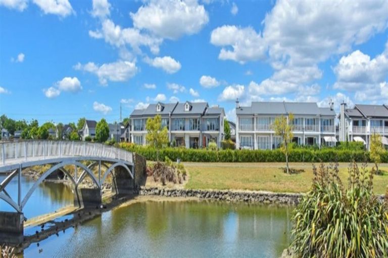 Photo of property in 13 Lake Drive, Karaka, Papakura, 2113