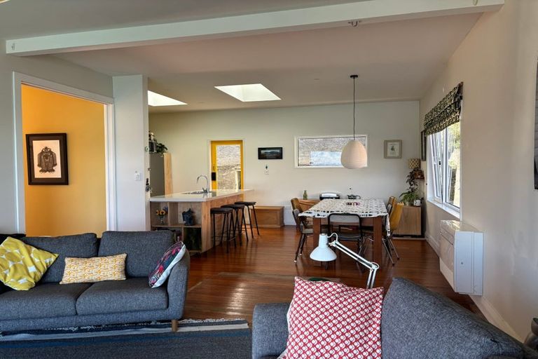 Photo of property in 8 Randolph Terrace, Lyttelton, 8082