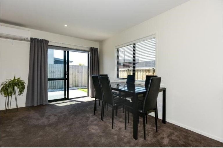 Photo of property in 12 Meyer Crescent, Halswell, Christchurch, 8025