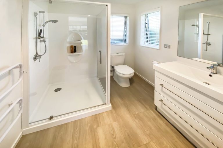 Photo of property in 44 Ti Rakau Drive, Woolston, Christchurch, 8023