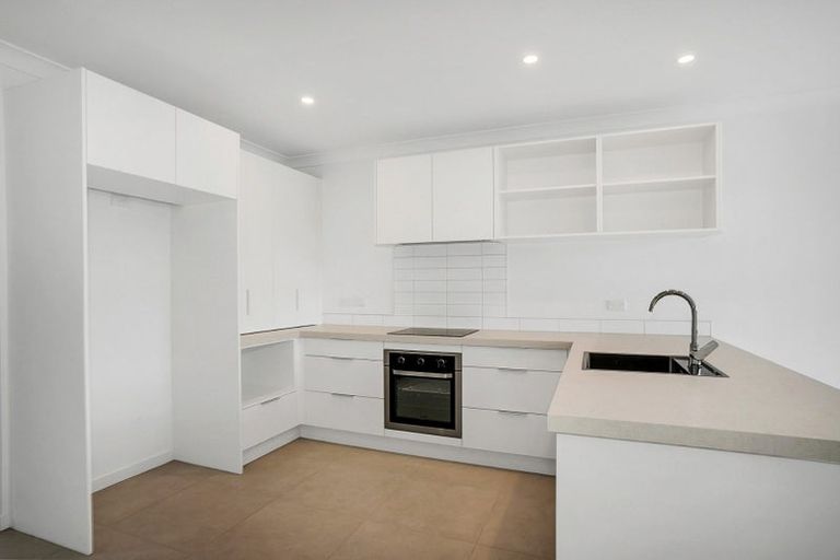 Photo of property in 27c O'meara Street, Swanson, Auckland, 0614