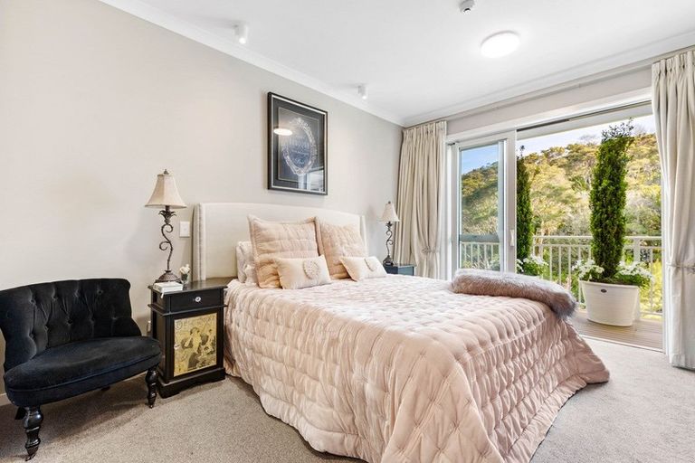 Photo of property in 90 Eaves Bush Parade, Orewa, 0931