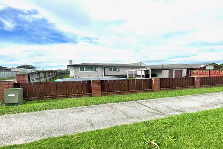 Photo of property in 18 Hunua Road, Papakura, 2110