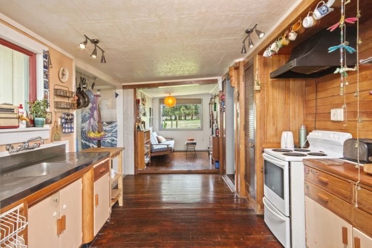 Photo of property in 867 Tuakau Bridge-port Waikato Road, Te Kohanga, Tuakau, 2693