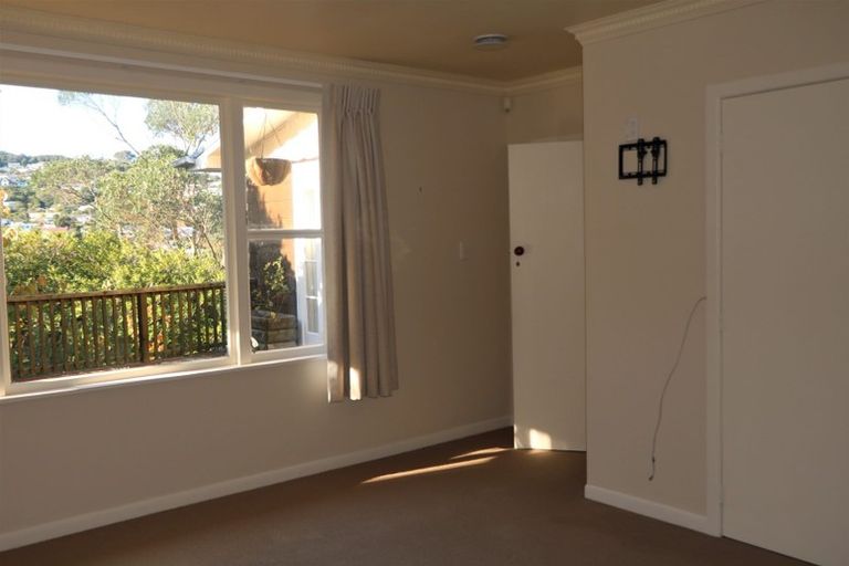 Photo of property in 10 Khouri Avenue, Karori, Wellington, 6012