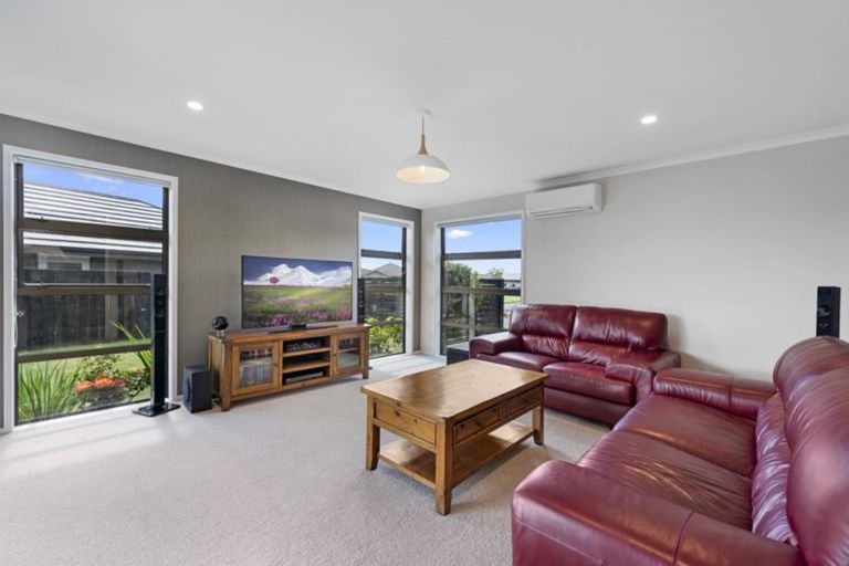 Photo of property in 63 Benmore Crescent, Pyes Pa, Tauranga, 3112