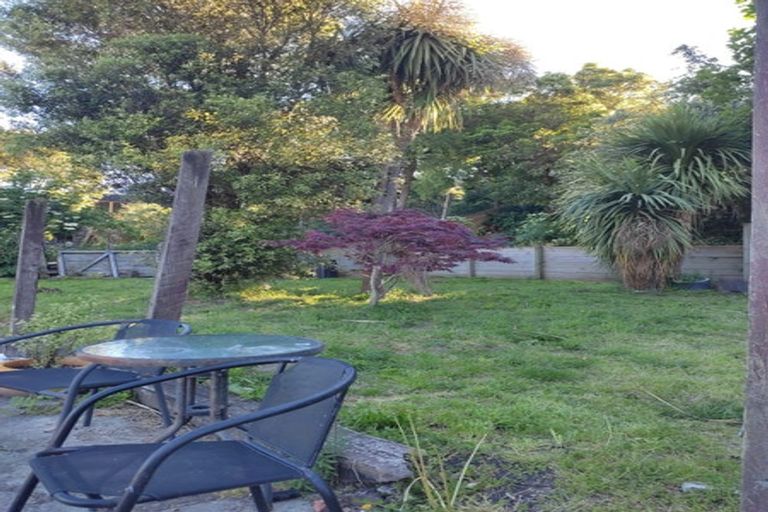 Photo of property in 57a Jacksons Road, Lyttelton, 8082