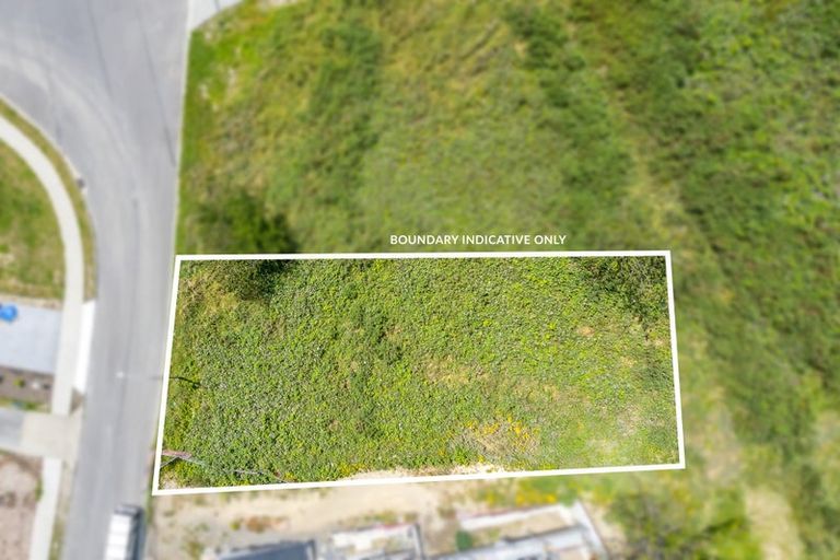 Photo of property in 81 Kotare Street, Waikanae, 5036