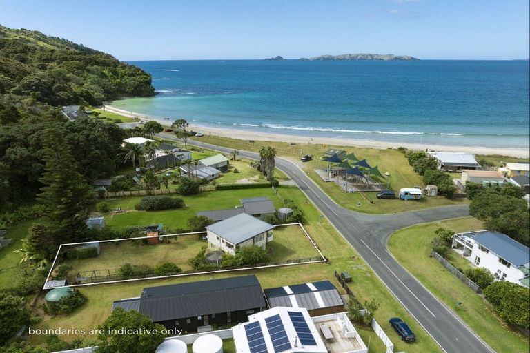 Photo of property in 18 Taupo Bay Road, Taupo Bay, Mangonui, 0494