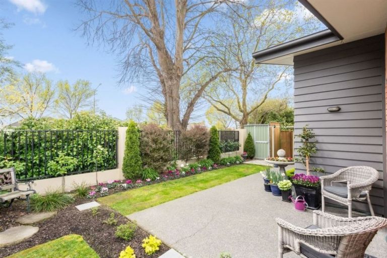 Photo of property in 16/56 Gladson Avenue, Sockburn, Christchurch, 8042