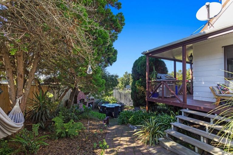 Photo of property in 25 The Glebe, Coastlands, Whakatane, 3120