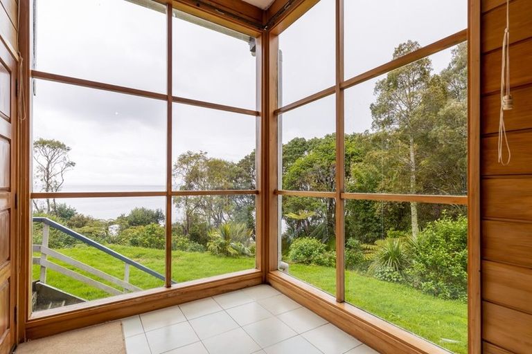 Photo of property in 57 Arapito Road, Titirangi, Auckland, 0604