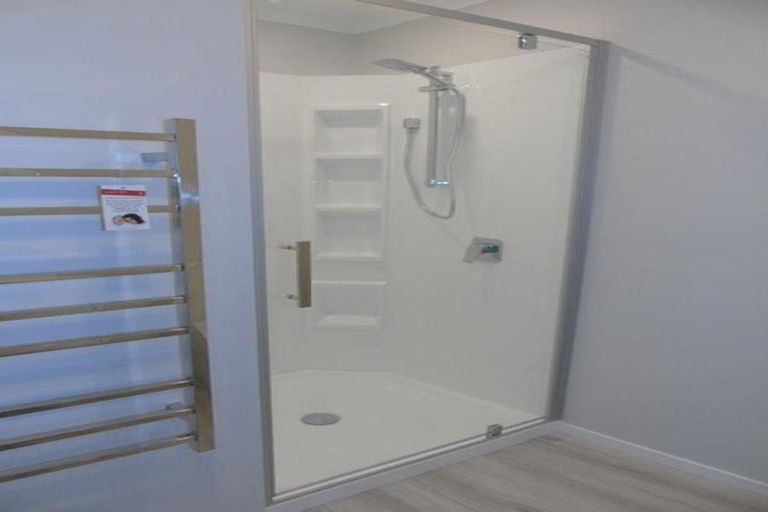 Photo of property in 35 Doug Jensen Street, Wallaceville, Upper Hutt, 5018