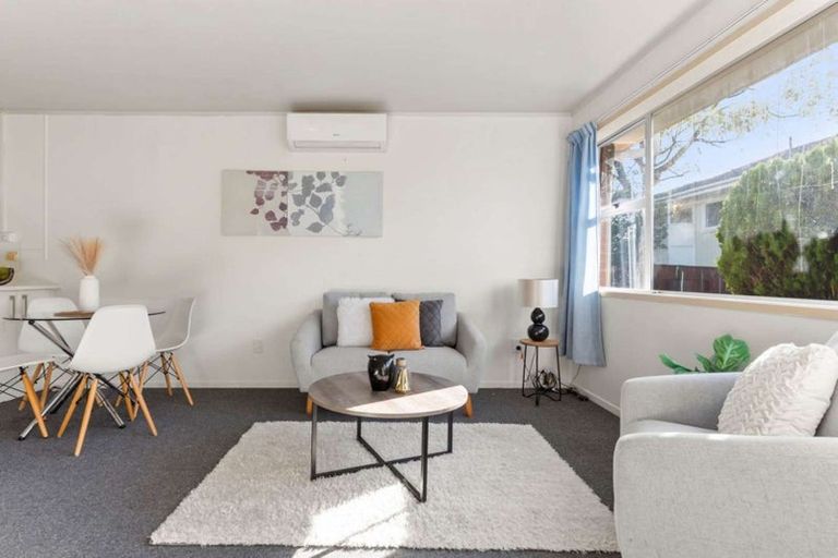 Photo of property in 1/14 Aotea Road, Glen Eden, Auckland, 0602