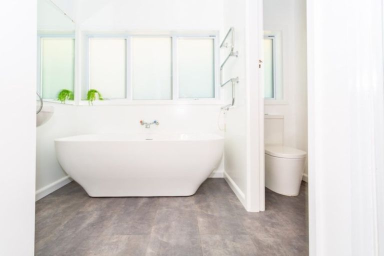 Photo of property in 24 Sloan Terrace, Cashmere, Christchurch, 8022