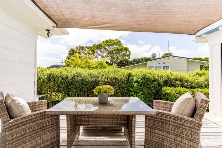 Photo of property in 689 Cove Road, Waipu, 0582