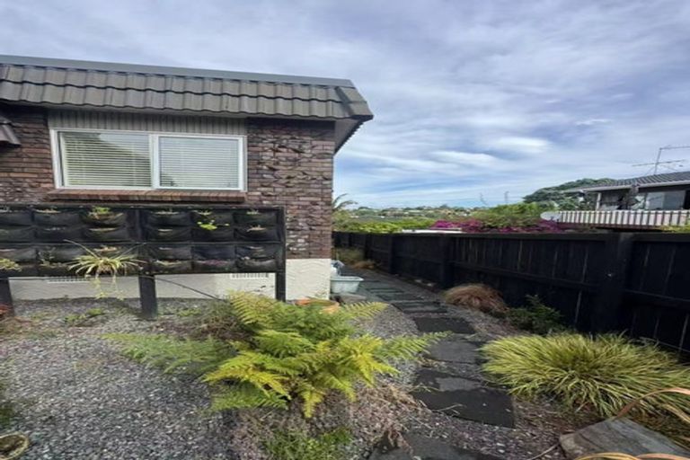 Photo of property in 5 Stapleford Crescent, Browns Bay, Auckland, 0630