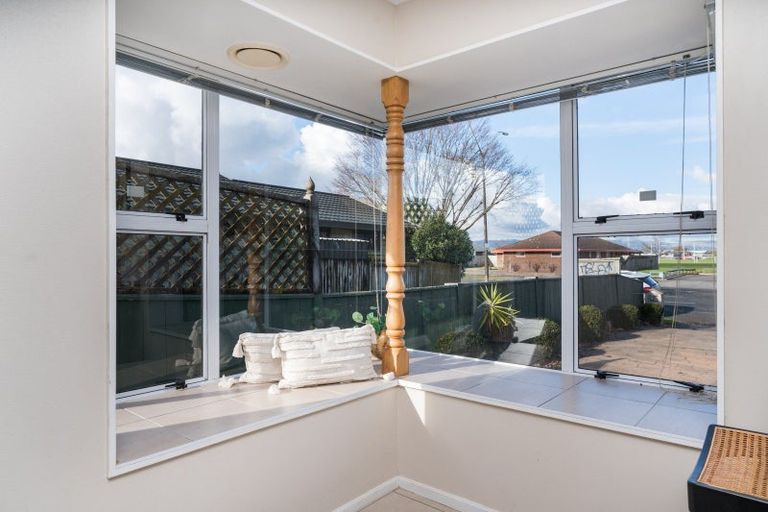 Photo of property in 126 John F Kennedy Drive, Milson, Palmerston North, 4414