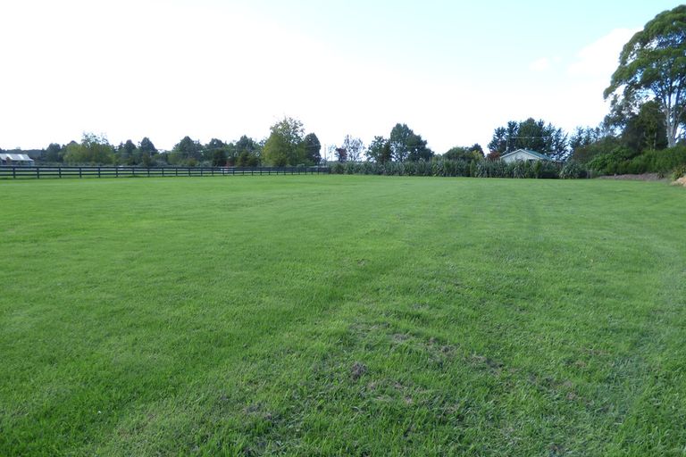 Photo of property in 2 Puriri Park Lane, Waipapa, 0230