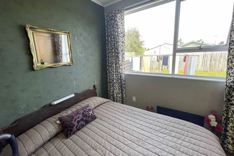 Photo of property in 77 O'byrne Place, Waikiwi, Invercargill, 9810