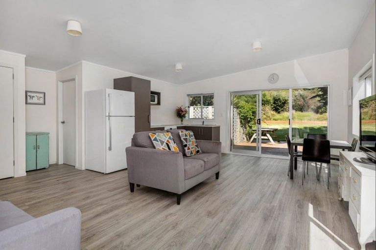 Photo of property in 56 Pinedale Crescent, Riversdale Beach, Masterton, 5872