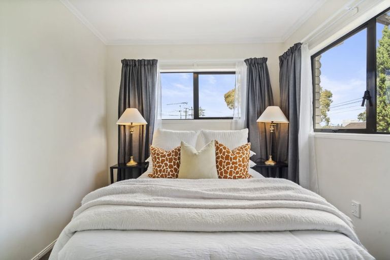 Photo of property in 2/39 Stanley Avenue, Milford, Auckland, 0620