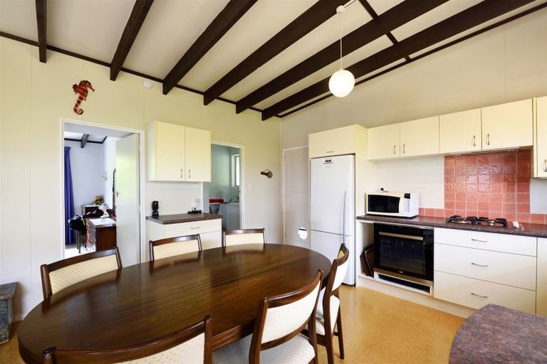 Photo of property in 18 Nikau Street, Duncan Bay, Tennyson Inlet, 7195