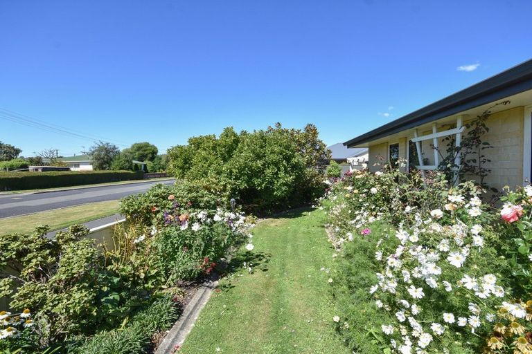 Photo of property in 2 Kura Place, Mosgiel, 9024