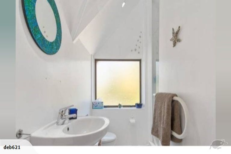 Photo of property in 3 Ridge Road, Lake Okareka, Rotorua, 3076