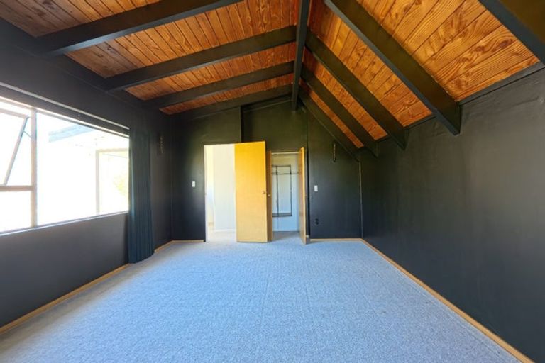 Photo of property in 229 Pine Valley Road, Dairy Flat, Silverdale, 0992