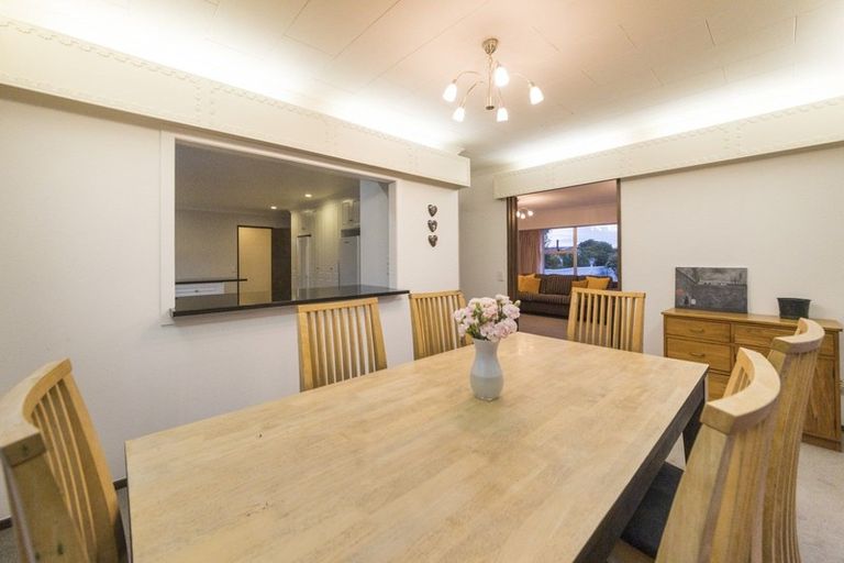 Photo of property in 52 Buick Crescent, Awapuni, Palmerston North, 4412
