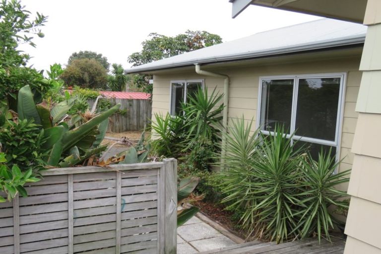 Photo of property in 9 Hawea Street, Mount Maunganui, 3116