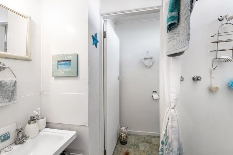 Photo of property in 2/146 Saint Johns Road, Saint Johns, Auckland, 1072