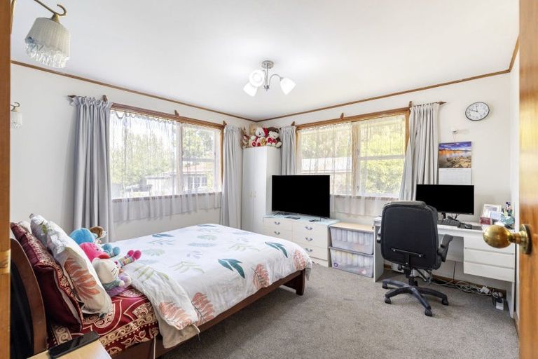 Photo of property in 76 Dundas Road, Sanson, 4817