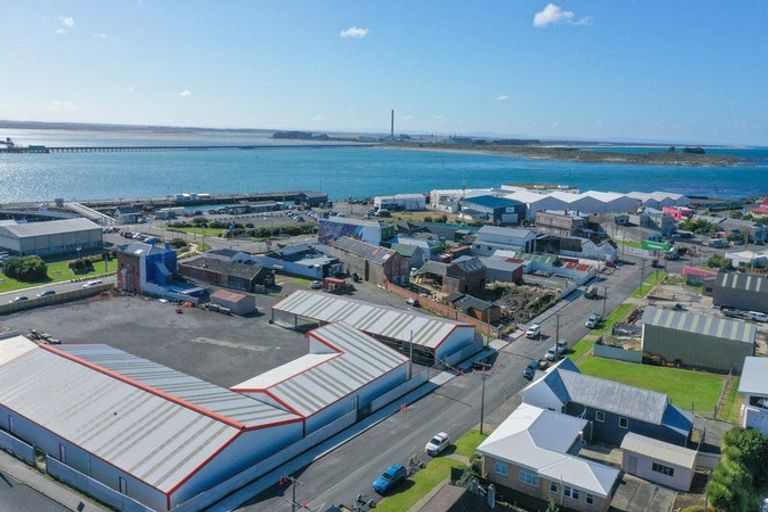 Photo of property in 72 Barrow Street, Bluff, 9814