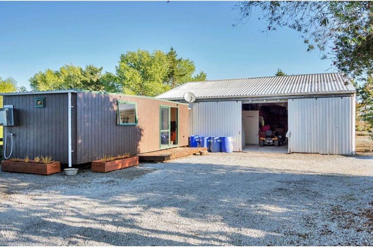 Photo of property in 151 Top Road, Dairy Flat, Albany, 0792