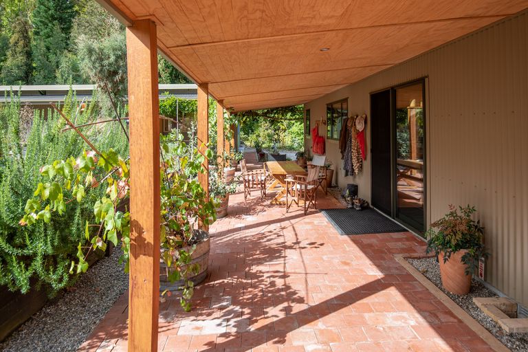 Photo of property in 529 Dunstan Road, Alexandra, 9391