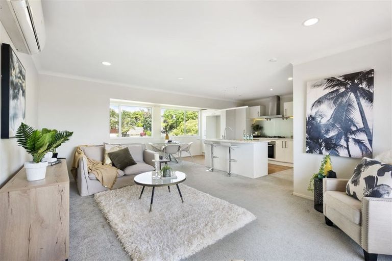 Photo of property in 1/18 Charles Dickens Drive, Mellons Bay, Auckland, 2014