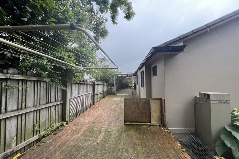 Photo of property in 66 Kate Sheppard Avenue, Torbay, Auckland, 0630