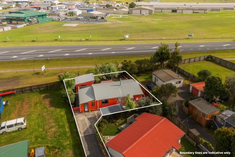 Photo of property in 13b Moewai Park Road, Whitianga, 3510