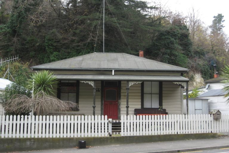 Photo of property in 109 Shakespeare Road, Bluff Hill, Napier, 4110