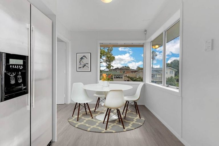 Photo of property in 28 Ellen Street, Manurewa East, Auckland, 2102