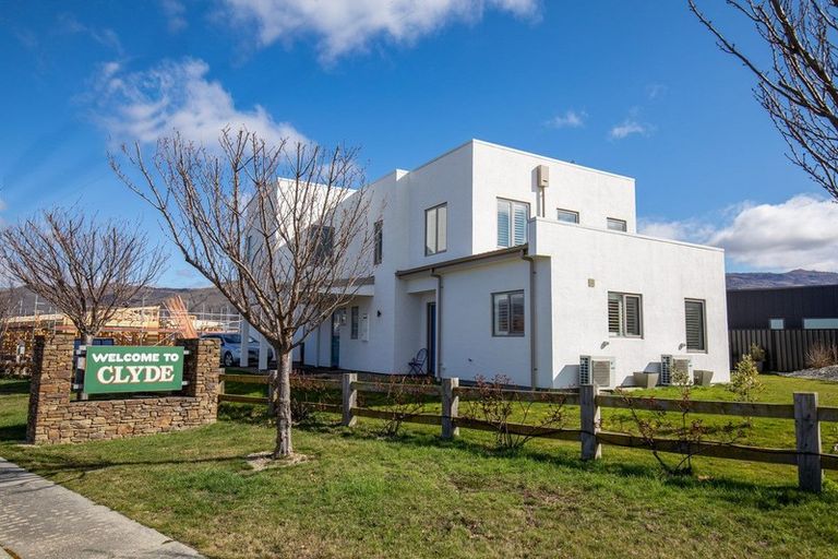 Photo of property in 14 Willoughby Place, Clyde, 9330