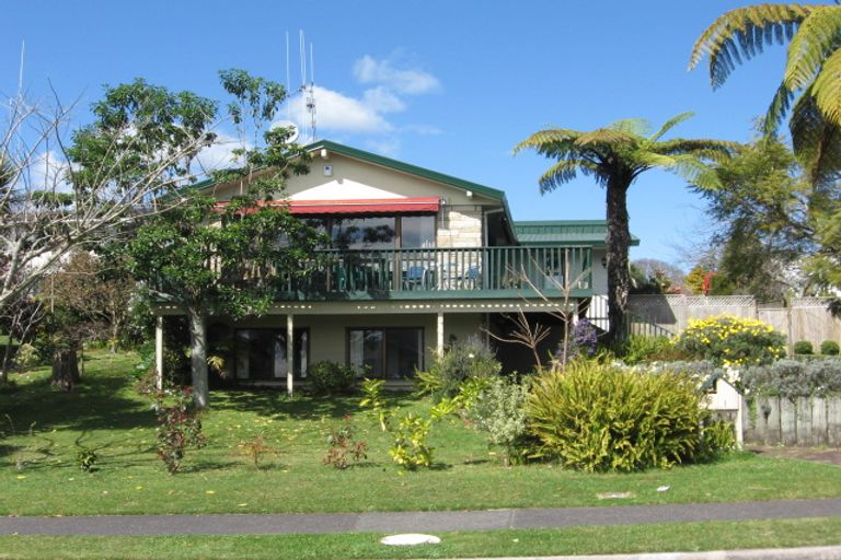 Photo of property in 16 Forrester Drive, Welcome Bay, Tauranga, 3112