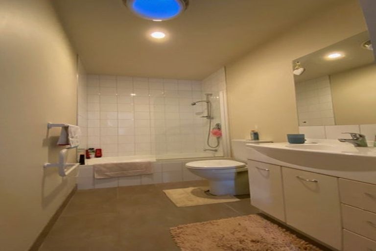 Photo of property in 233 Alec Craig Way, Gulf Harbour, Whangaparaoa, 0930
