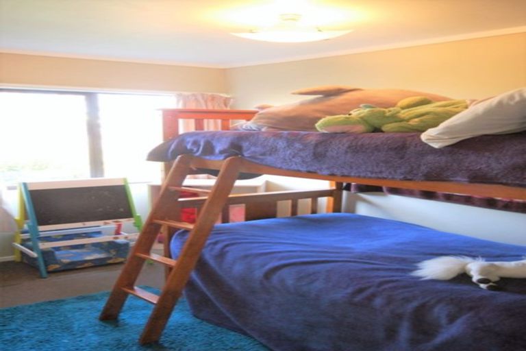 Photo of property in 3 Holland Grove, Richmond Heights, Taupo, 3330